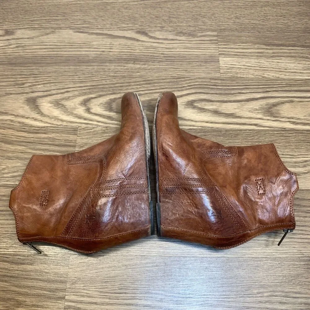 Frye‎ Carson Booties Women Size 7M Hidden Wedge 3470655 Cognac Brown Leather Zip